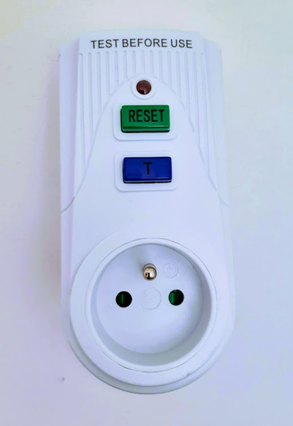 Zásuvky s proudovým chráničem, přepěťovou ochranou