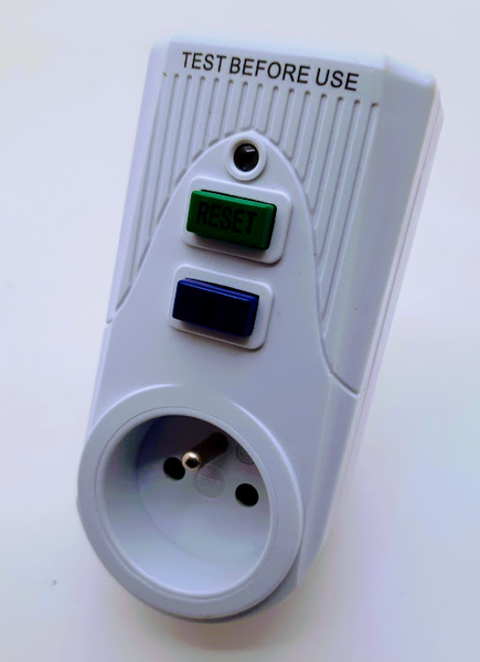 Zásuvky s proudovým chráničem, přepěťovou ochranou